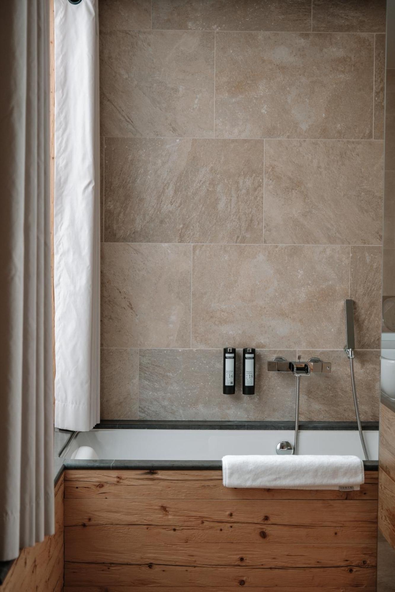 De Rougemont&spa